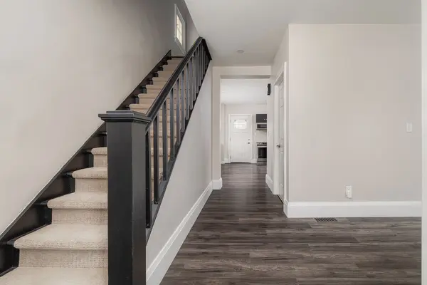 591 11th AVE, Hanover, ON N4N 2S5