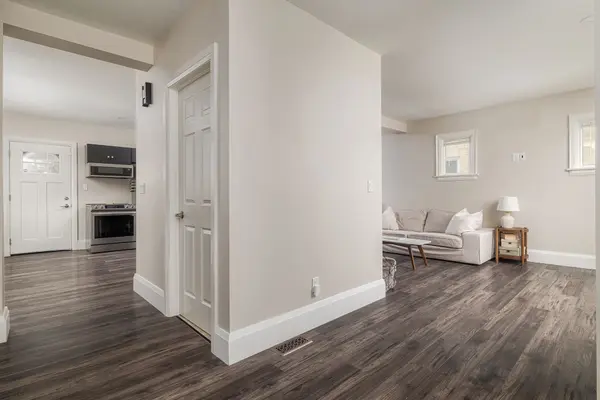 591 11th AVE, Hanover, ON N4N 2S5