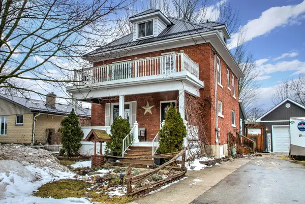 270 13th ST, Hanover, ON N4N 1X3