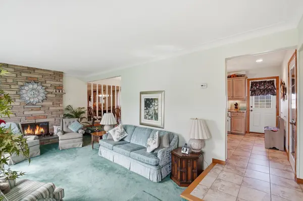 692 Miles RD, Hamilton, ON L0R 1P0