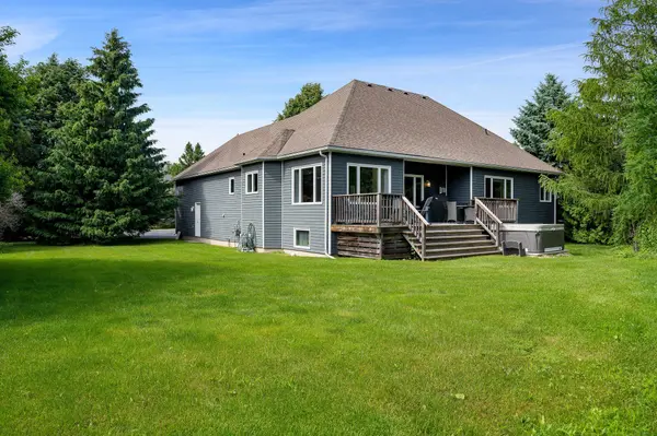 140 AUGUSTA CRES, Blue Mountains, ON L9Y 0K7