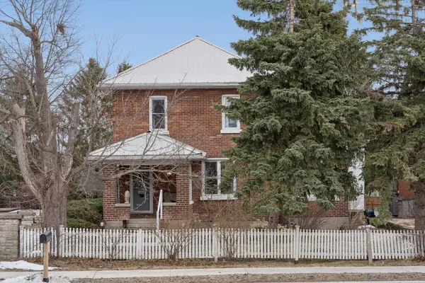 89 Rose Glen RD N, Port Hope, ON L1A 3V6