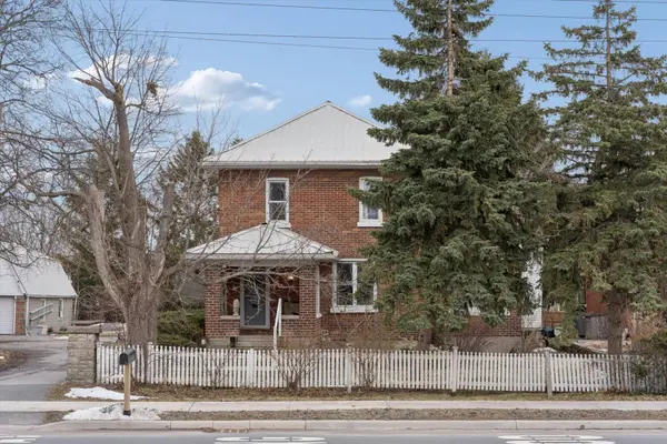 89 Rose Glen RD N, Port Hope, ON L1A 3V6