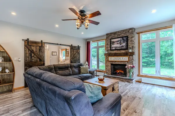 1450 Beiers RD, Gravenhurst, ON P0E 1G0