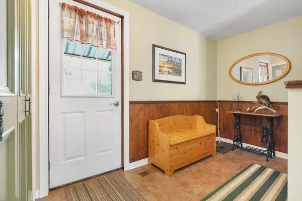 2695 Dunrobin RD, Kanata, ON K0A 1T0