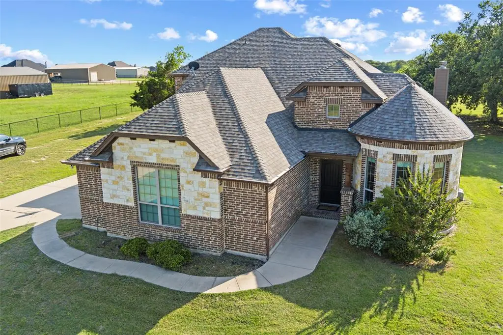 114 Taylor Ridge Drive, Waxahachie, TX 75167