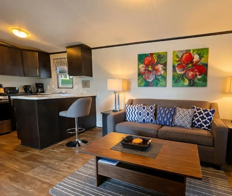 712 Poplar CRES, Bracebridge, ON P1L 1W9