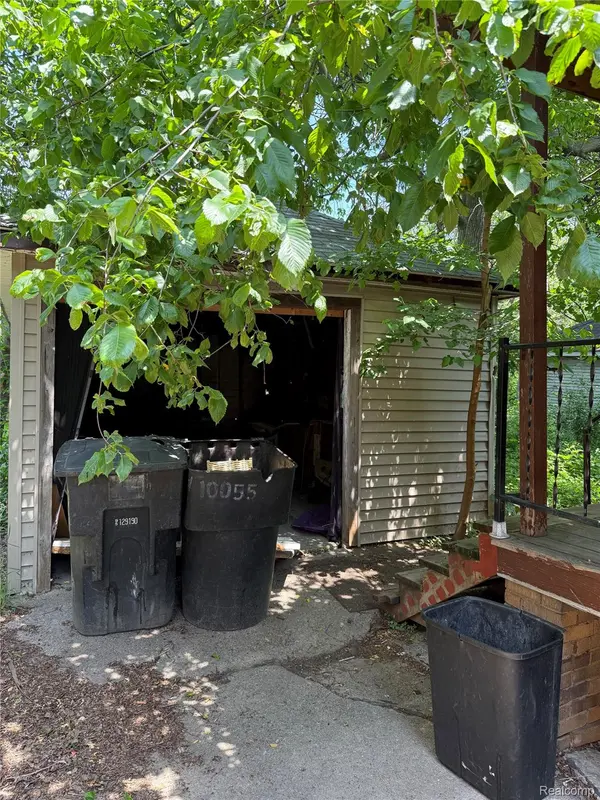 8119 E Hildale ST, Detroit, MI 48234