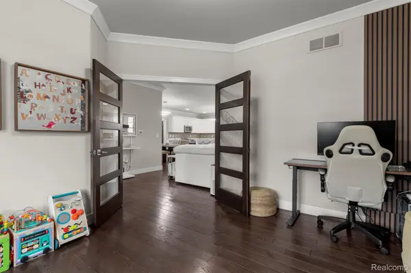 8615 Greendale DR, Sterlingheightscity_macomb, MI 48312