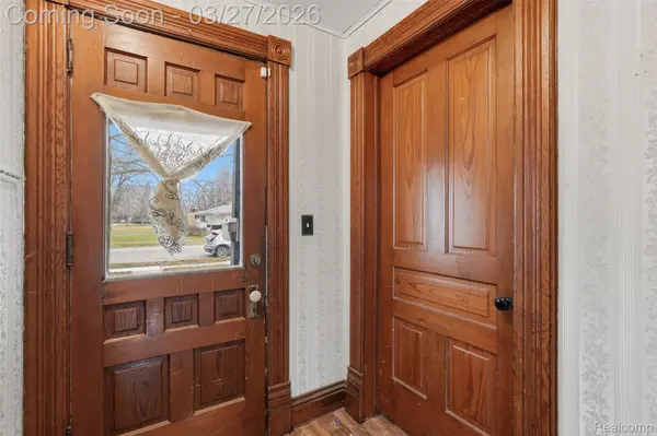 502 E Logan ST, Tecumseh, MI 49286