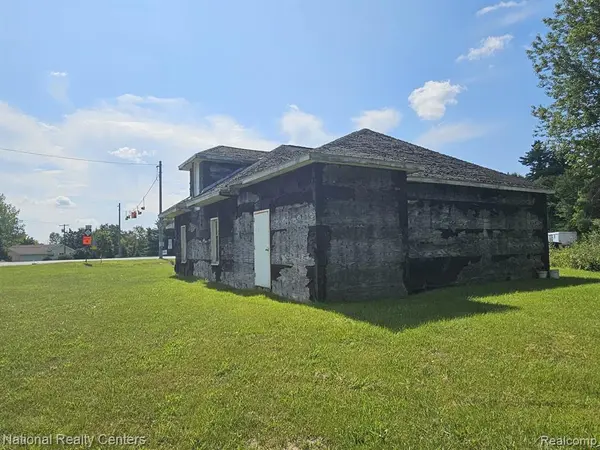 4495 Bowers RD, Attica Township, MI 48412