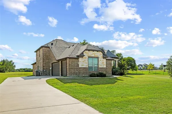 114 Taylor Ridge Drive, Waxahachie, TX 75167