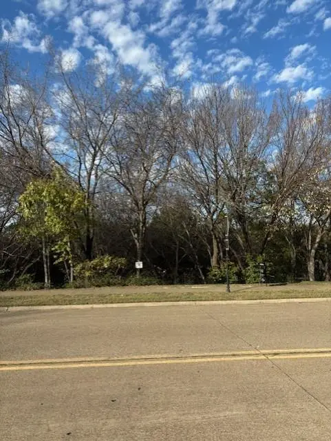 2009 Valley View Drive, Cedar Hill, TX 75104