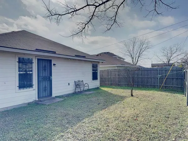 1635 Red Cloud Drive, Dallas, TX 75217