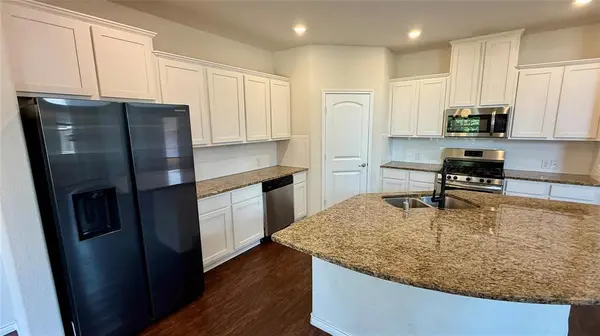 2444 Evening Stone Drive, Little Elm, TX 76227