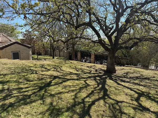 2316 Starlight Court, Arlington, TX 76016