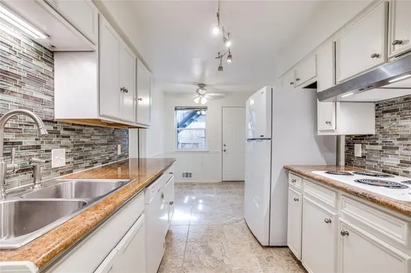 3450 Asbury Street, University Park, TX 75205