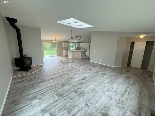 2094 US HIGHWAY 12, Ethel, WA 98542