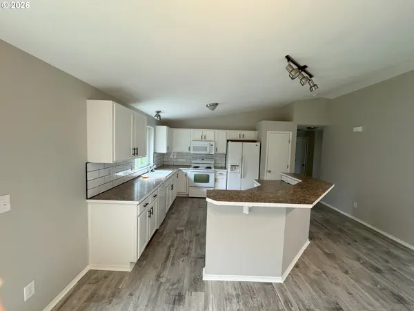 2094 US HIGHWAY 12, Ethel, WA 98542