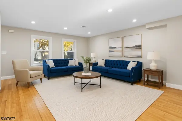 208 N 1St St, Paterson City, NJ 07522