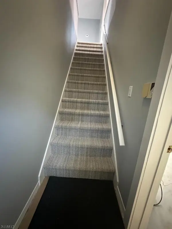 18 Montrose Ave #C, Verona Twp., NJ 07044