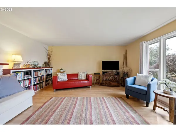 280 REGAL CT, Eugene, OR 97401