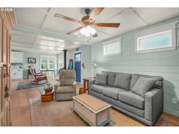 55314 ROSA RD, Bandon, OR 97411