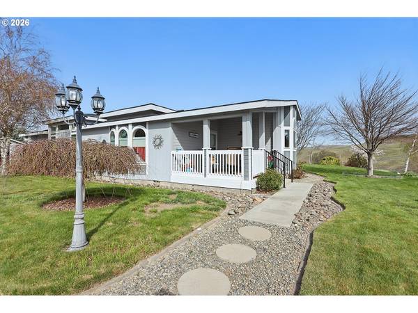 1105 COLUMBIA VIEW DR, Arlington, OR 97812