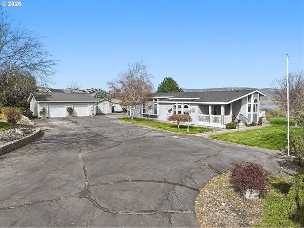 1105 COLUMBIA VIEW DR, Arlington, OR 97812