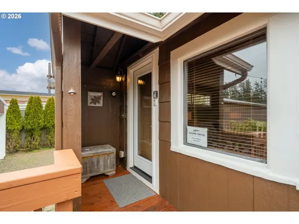 34650 2nd ST, Pacific City, OR 97135