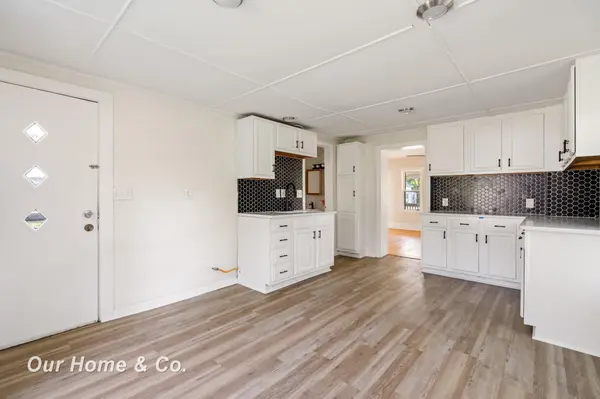 240 W 3rd ST, Imlay City, MI 48444