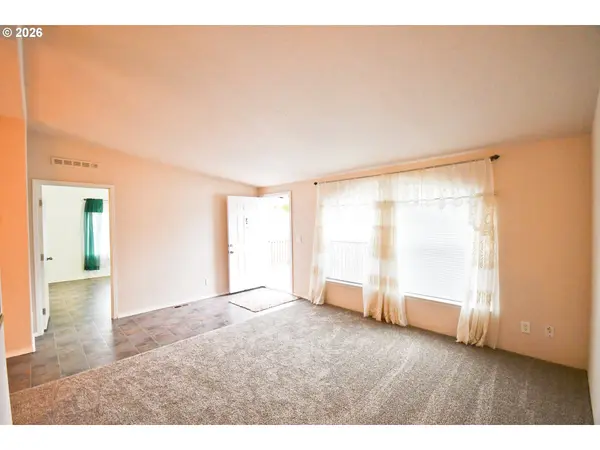 755 Division ST #322, The Dalles, OR 97058