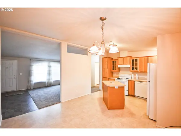 755 Division ST #322, The Dalles, OR 97058