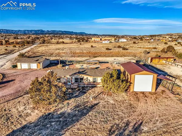 1044 P ST, Penrose, CO 81240
