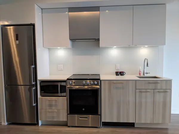 251 Jarvis ST #3302, Toronto C08, ON M5B 0C3