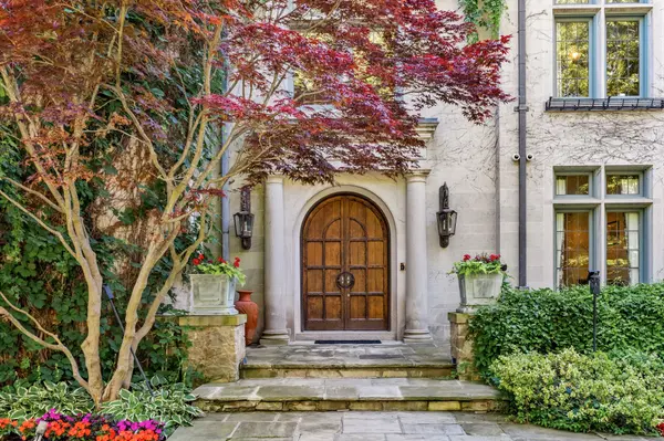 85 The Bridle PATH, Toronto C12, ON M3C 2P1