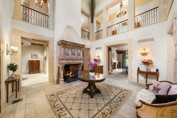 85 The Bridle PATH, Toronto C12, ON M3C 2P1