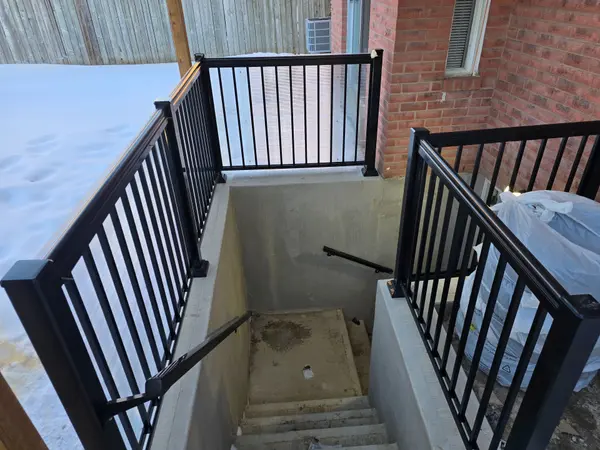 3 Harkins DR #Basement, Ajax, ON L1T 3S7