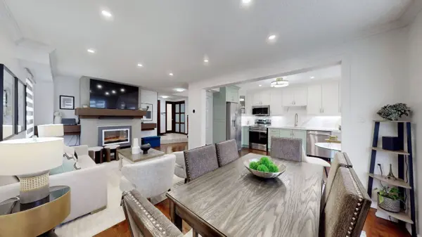 1608 Rawlings DR, Pickering, ON L1V 5B6