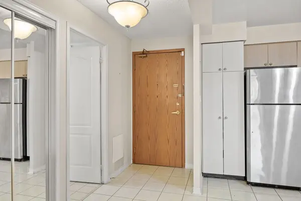 7373 Martin Grove RD #206, Vaughan, ON L4L 9K1