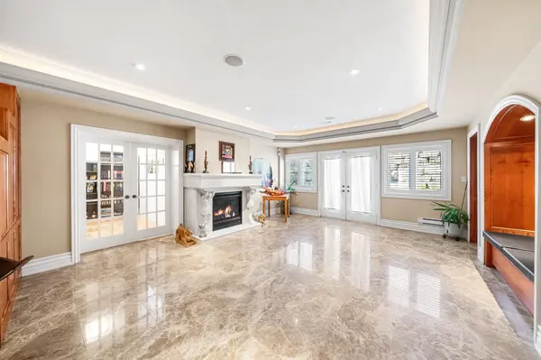 16 DEW DROP CT, Vaughan, ON L6A 1E9