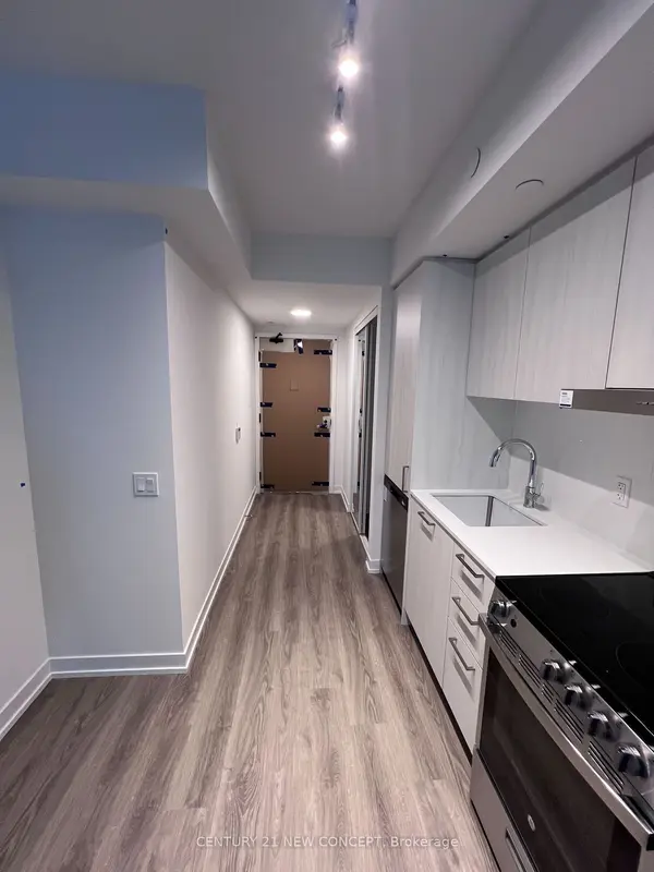 195 Commerce ST #3017, Vaughan, ON L4K 0P9