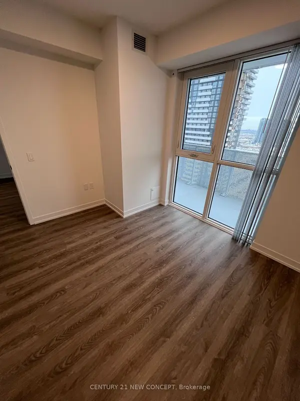 195 Commerce ST #3017, Vaughan, ON L4K 0P9