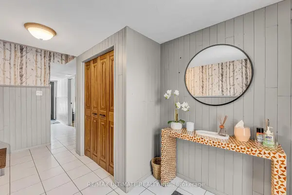 37 Banbury CT, Brampton, ON L6T 1Y9