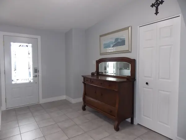 2515 Gravelle CRES, Blackburn Hamlet, ON K1B 3A4