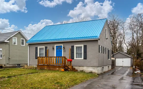 22 Parker ST, Belleville, ON K8P 1C8