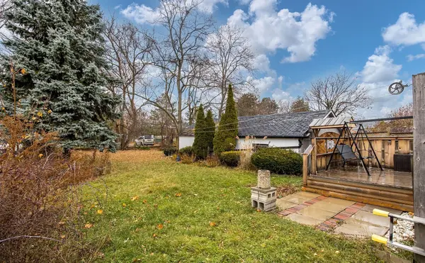 22 Parker ST, Belleville, ON K8P 1C8