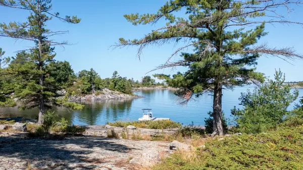 3 57C IS, Carling, ON P0G 1G0