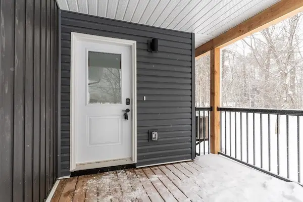 371 Muskoka Beach RD #2A, Gravenhurst, ON P1P 1M7