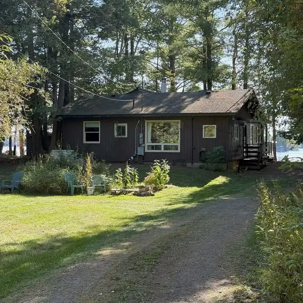 316 Trotter-Oitment RD, North Kawartha, ON K0L 1A0